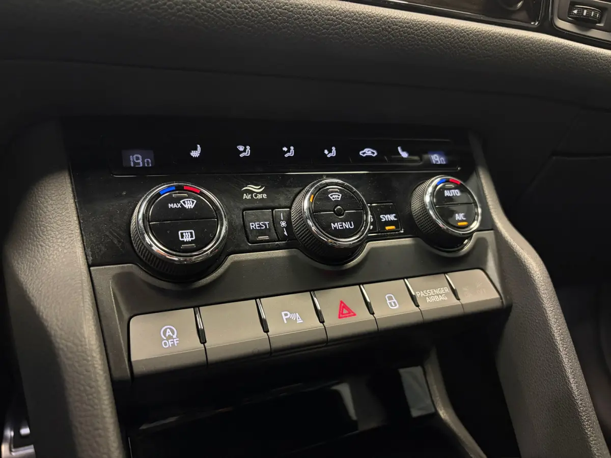 Sportline Business 1.5TSi DSG | Camera | Carplay | Navigatie |