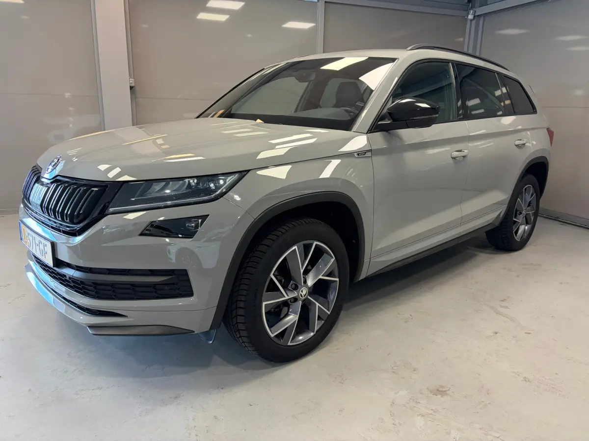 Sportline Business 1.5TSi DSG | Camera | Carplay | Navigatie |