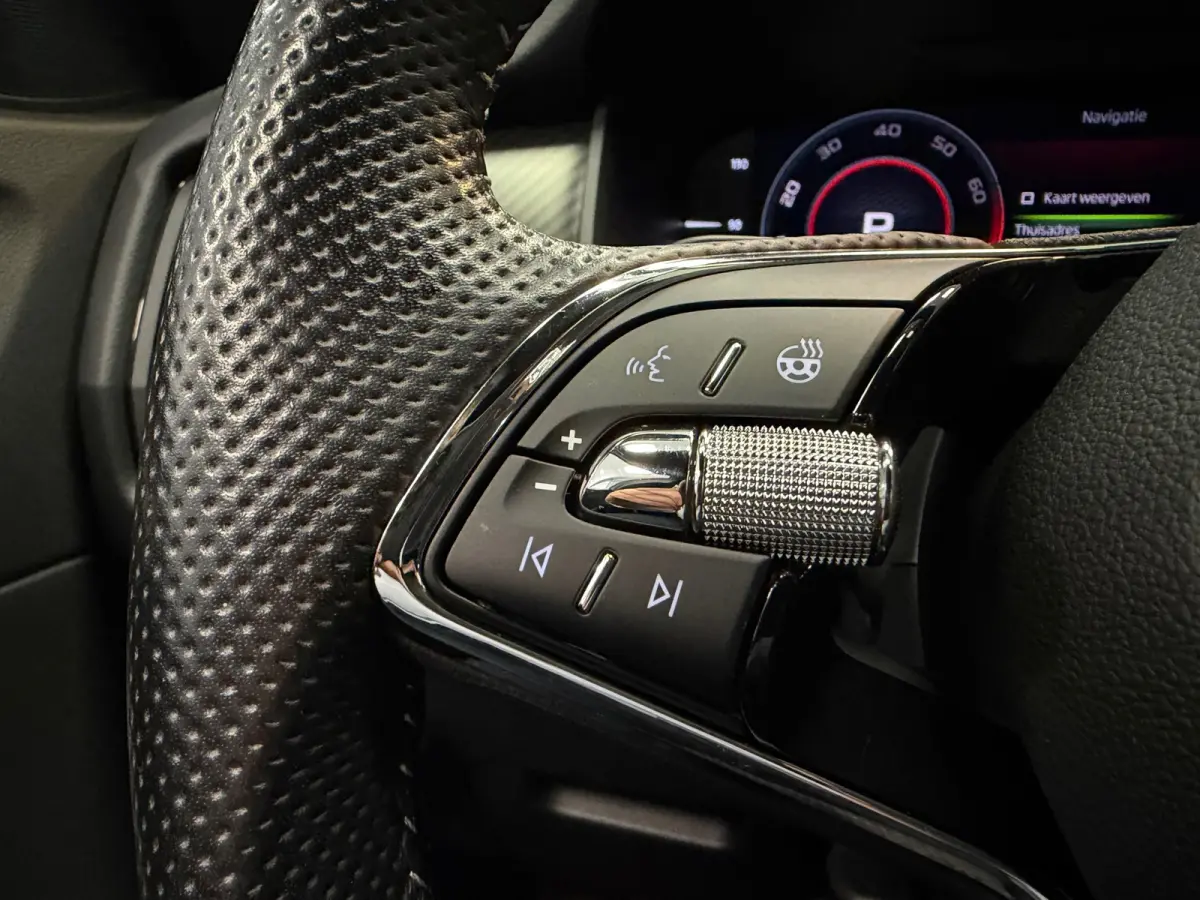 Sportline Business 1.5TSi DSG | Camera | Carplay | Navigatie |