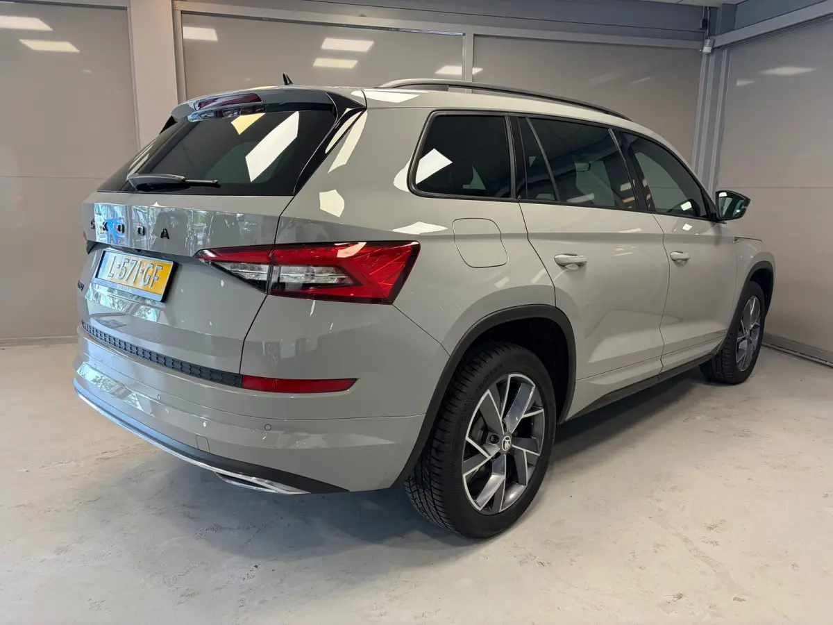 Sportline Business 1.5TSi DSG | Camera | Carplay | Navigatie |