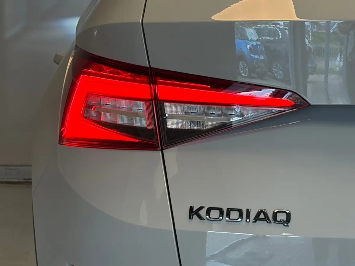 Sportline Business 1.5TSi DSG | Camera | Carplay | Navigatie |