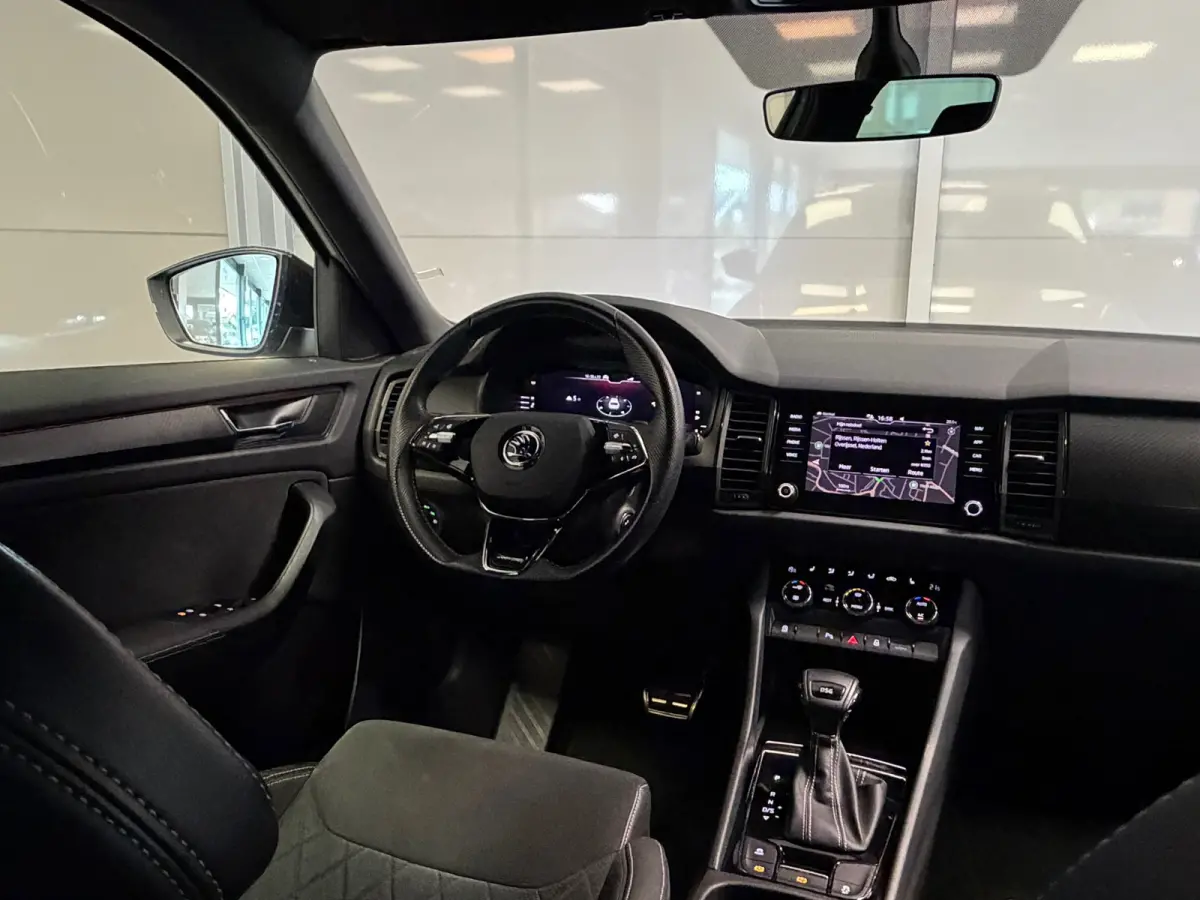 Sportline Business 1.5TSi DSG | Camera | Carplay | Navigatie |