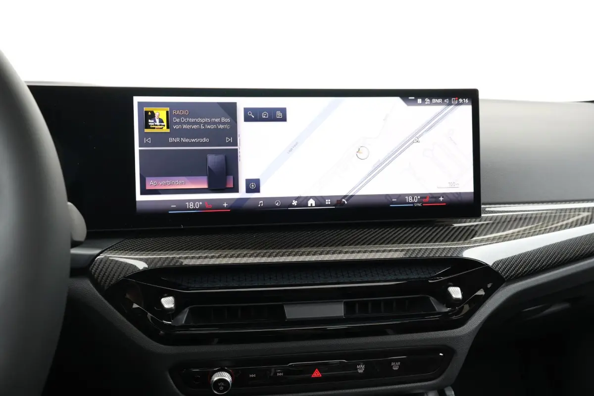 330e | SoH 100% | M Sportpakket Pro | Comfort Access | Trekhaak | Panoramadak | Driving Assistant Professional | HiFi | Stoelverwarming