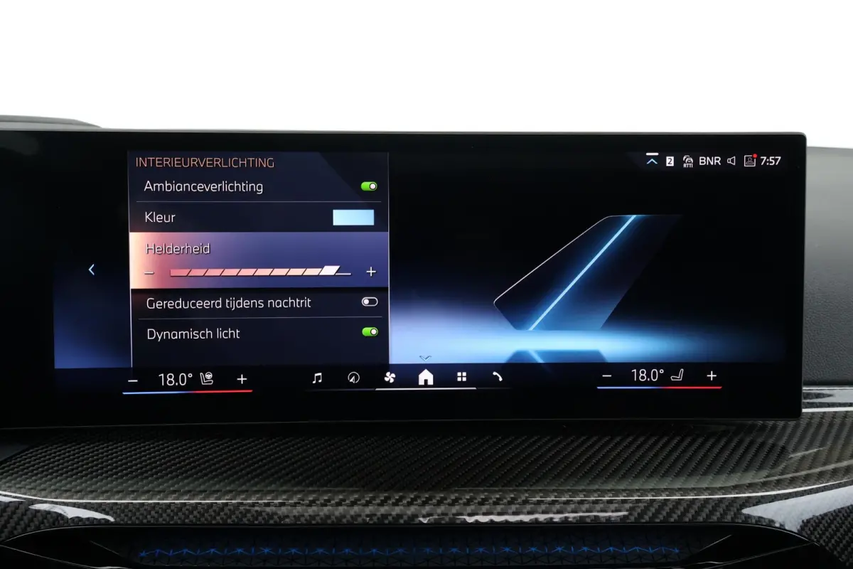 330e | SoH 100% | BMW Individual Special Request Lakkleur | M Sportpakket Pro | Trekhaak | Panoramadak | Comfort Access | Harman-Kardon | Driving Assistant Professional