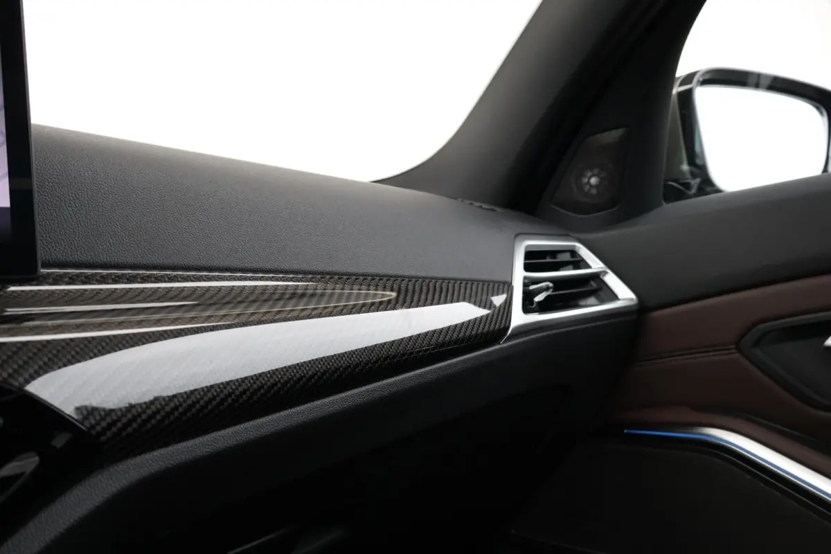 330e | SoH 100% | BMW Individual Special Request Lakkleur | M Sportpakket Pro | Trekhaak | Panoramadak | Comfort Access | Harman-Kardon | Driving Assistant Professional