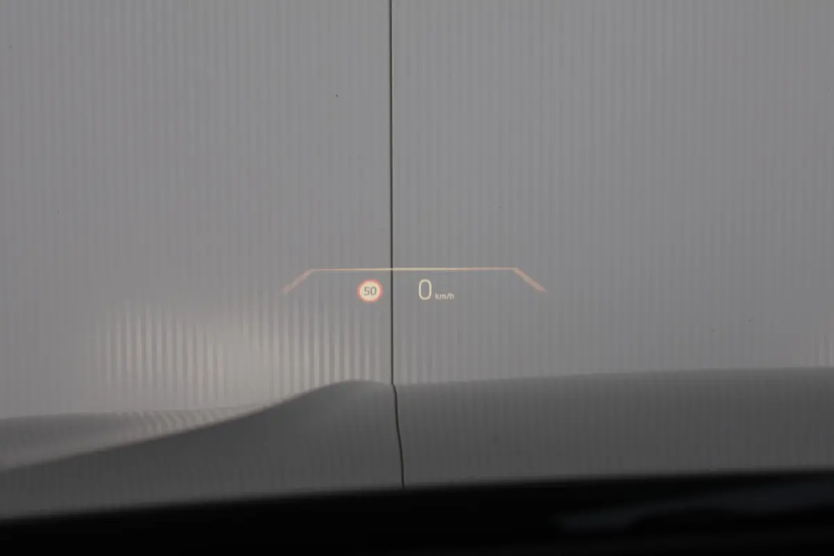 330e | SoH 100% | BMW Individual Special Request Lakkleur | M Sportpakket Pro | Trekhaak | Panoramadak | Comfort Access | Harman-Kardon | Driving Assistant Professional