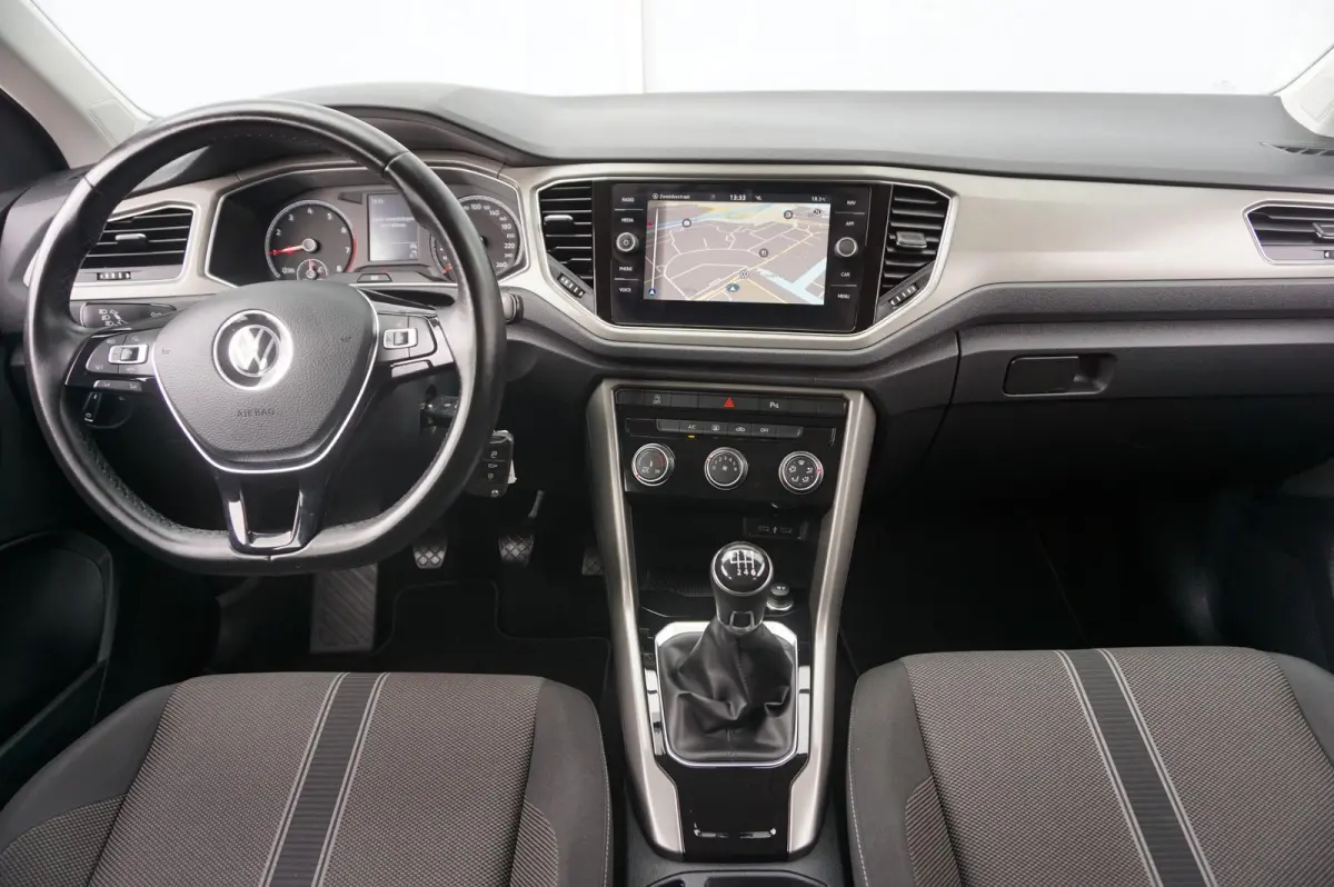 1.0 TSI 110pk Style | Navigatie | Parkeersensoren V+A | Adaptive Cruise