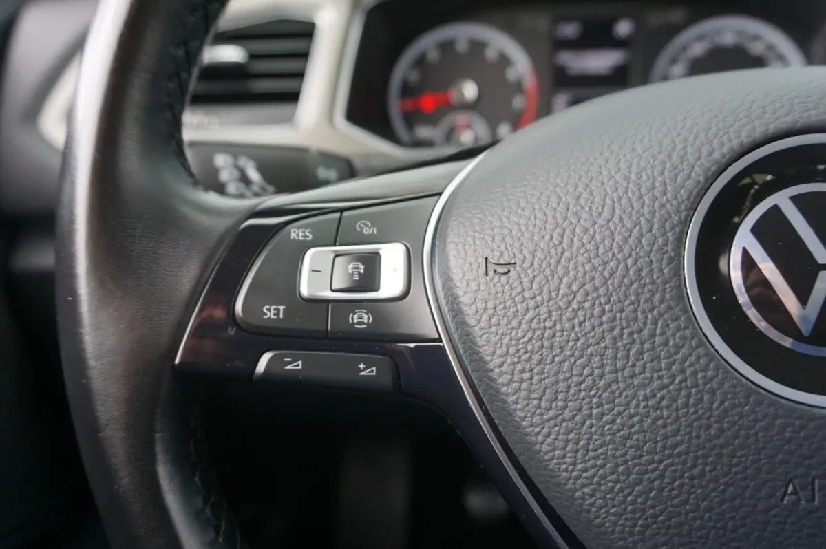 1.0 TSI 110pk Style | Navigatie | Parkeersensoren V+A | Adaptive Cruise