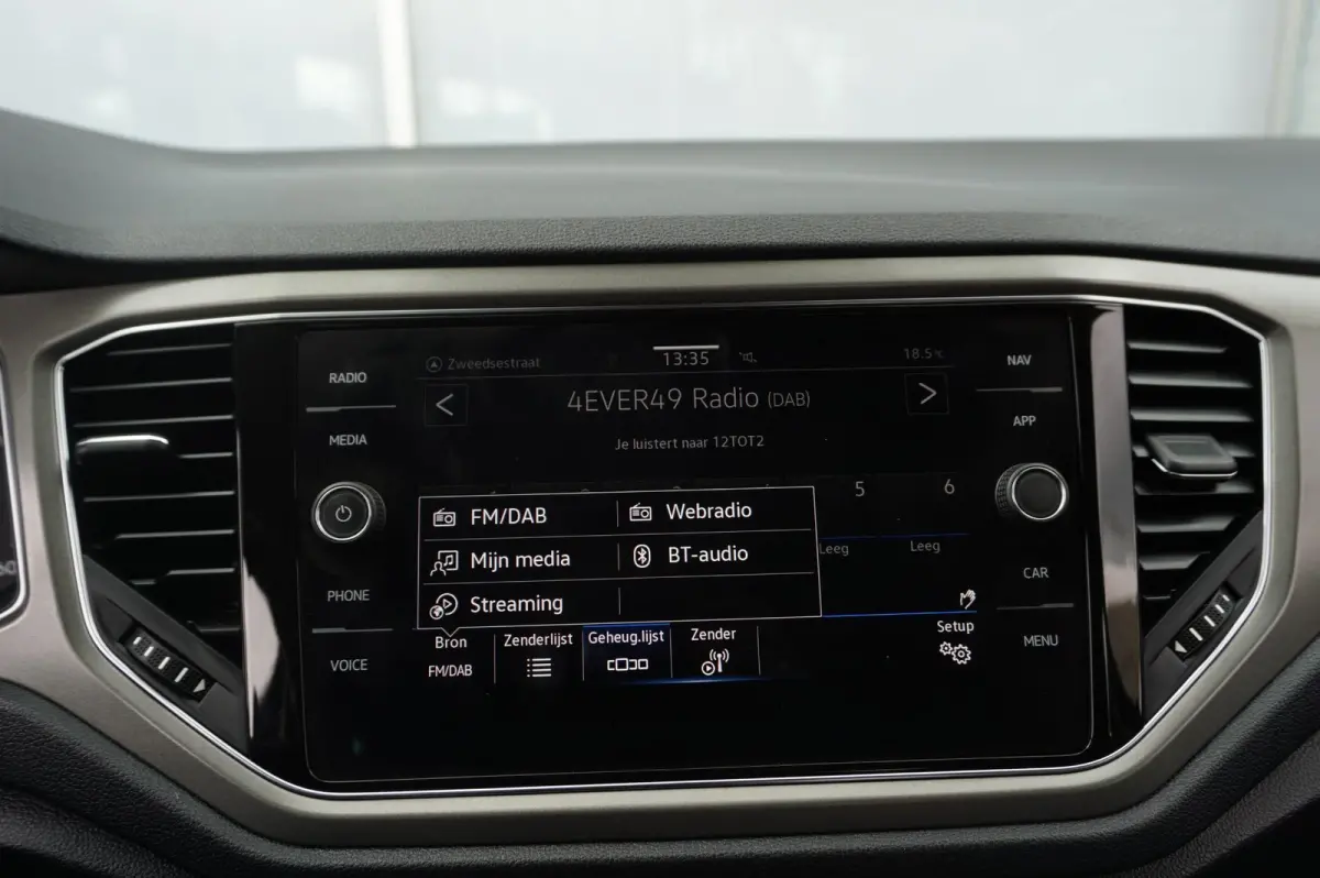 1.0 TSI 110pk Style | Navigatie | Parkeersensoren V+A | Adaptive Cruise