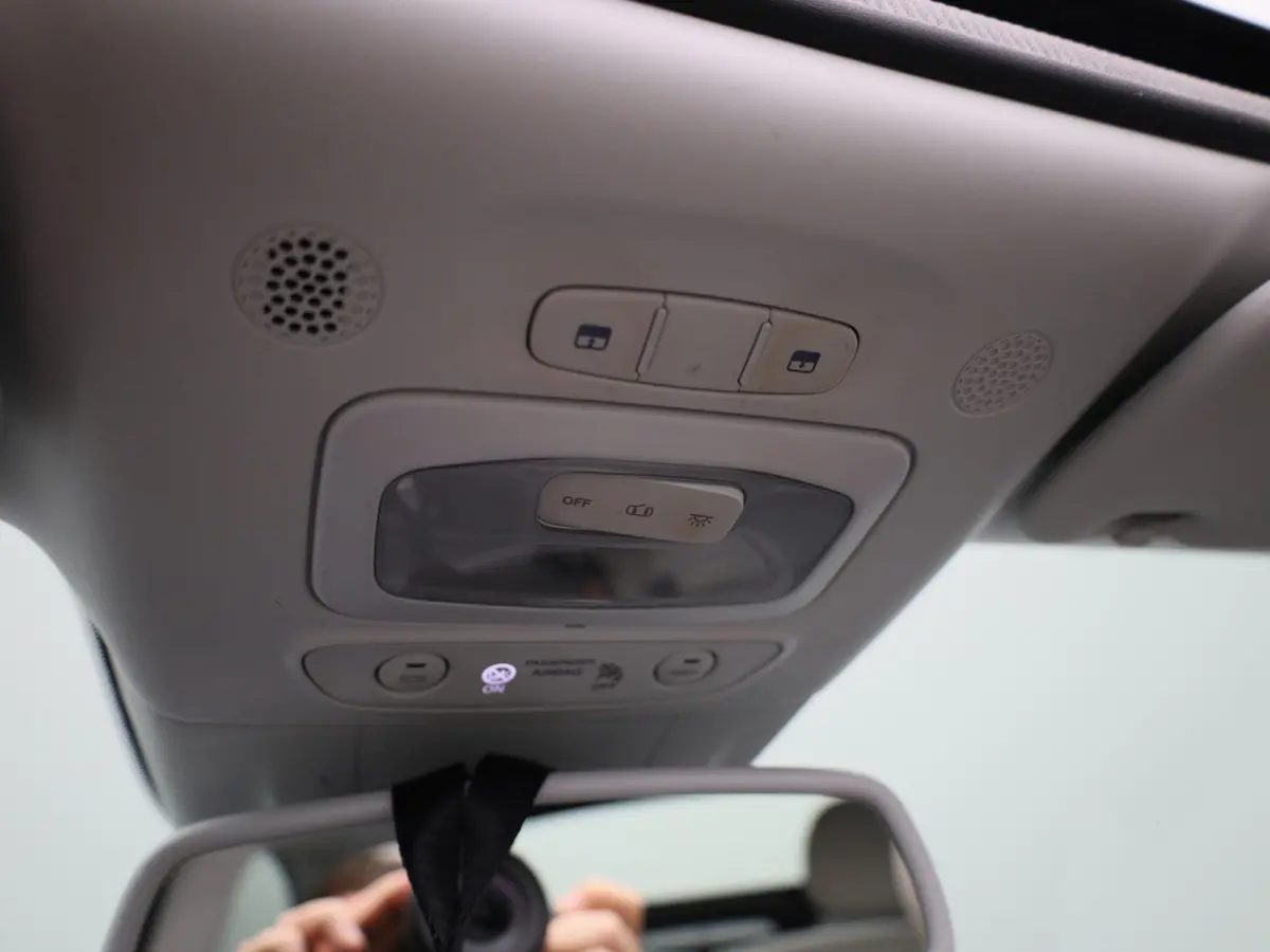 La Prima By Bocelli 42 kWh | Cruise Control | Achteruitrijcamera | Stoelverwarming | Climate Control | Lederen bekleding | Keyless | Apple Carplay/Android Auto |