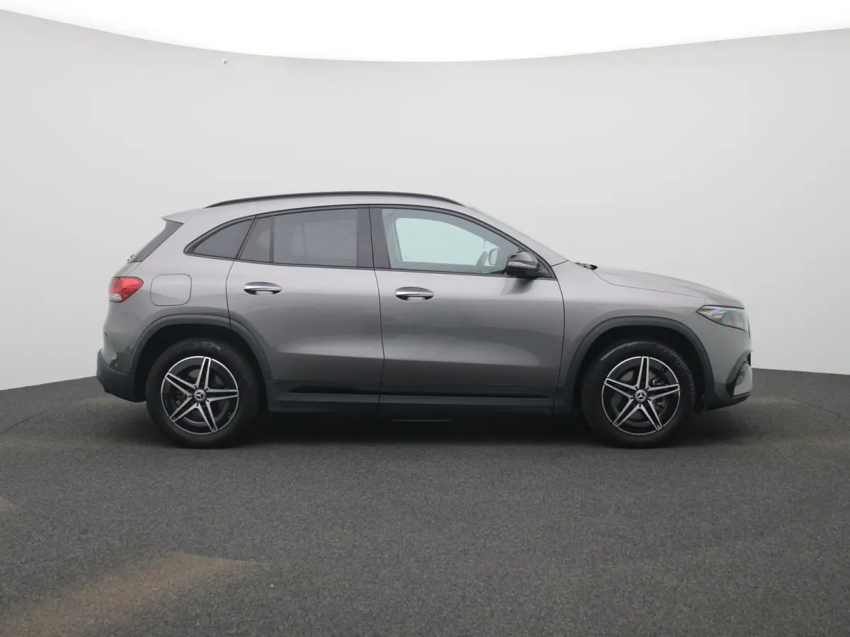 EQA 250 AMG Line | Automaat | Navigatie | Achteruitrijcamera | LED Verlichting | Stoelverwarming | Sfeer verlichting | AMG | 12 Maanden BOVAG Garantie |