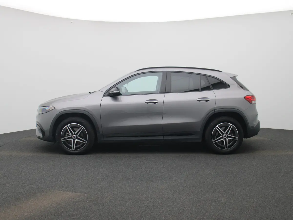 EQA 250 AMG Line | Automaat | Navigatie | Achteruitrijcamera | LED Verlichting | Stoelverwarming | Sfeer verlichting | AMG | 12 Maanden BOVAG Garantie |