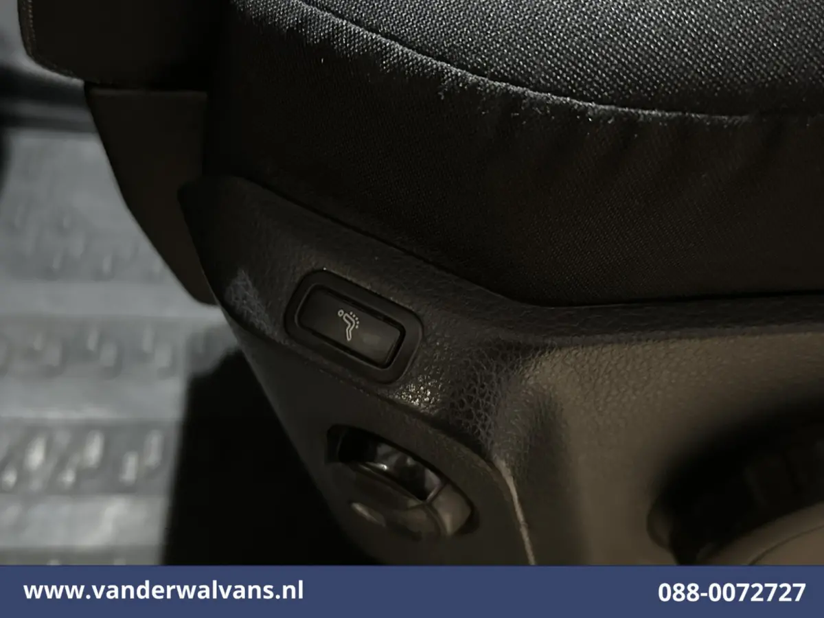 2.0 TDI 141pk L3H3 L2H2 Euro6 Airco | Camera | Apple Carplay | Cruisecontrol | Chauffeursstoel Android Auto, Massagestoel, 2800kg trekvermogen