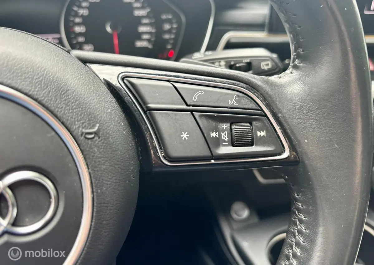35 TDI. NAVI, CRUISE, XENON, STOELVERWARMING.