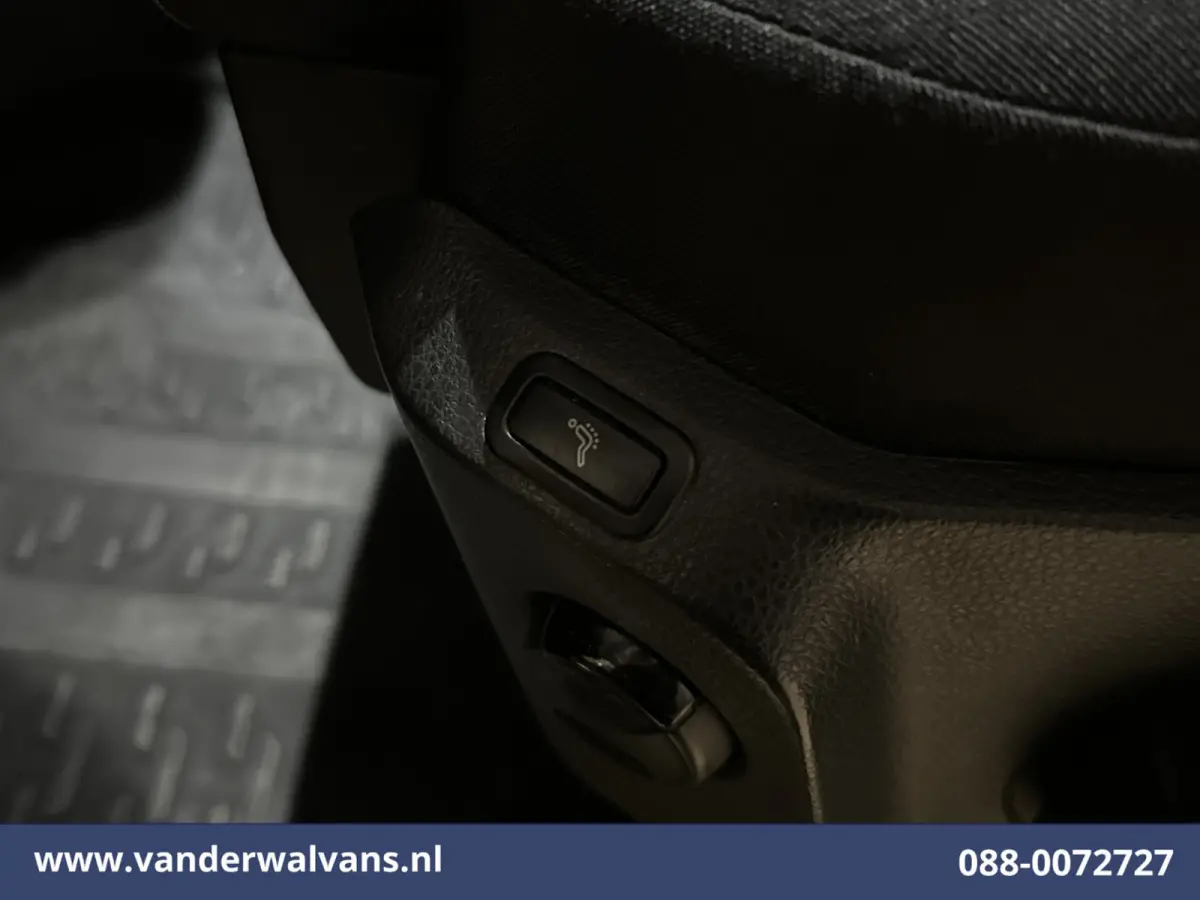2.0 TDI 141pk L3H3 L2H2 Euro6 Airco | Camera | Apple Carplay | Cruisecontrol | Chauffeursstoel Android Auto, Massagestoel