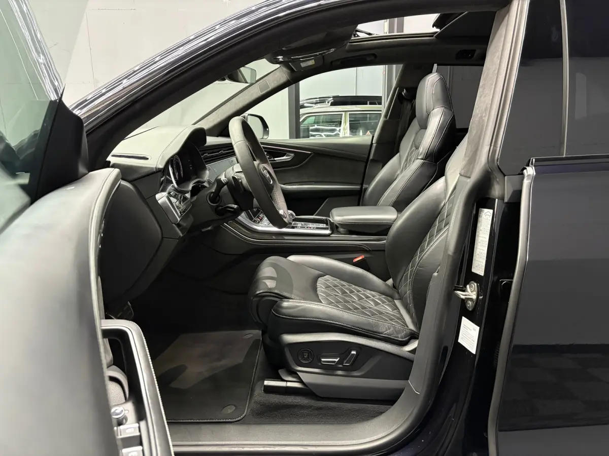 60 TFSI e quattro Competition