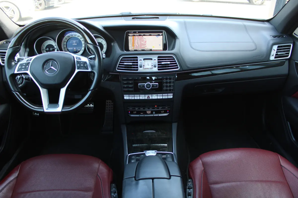 320 Prestige AMG PANORAMADAK LEDER MEMORY DISTRONIC 360-CAMERA H&K 19''