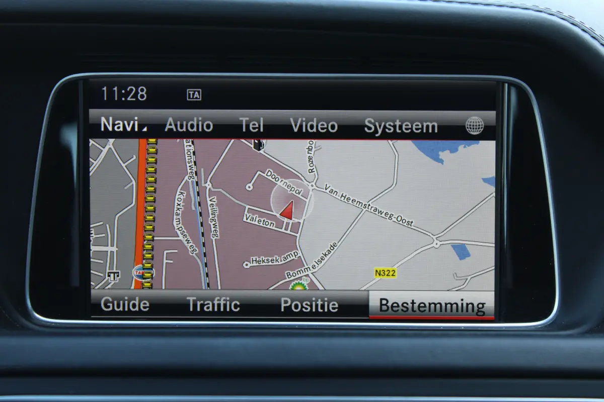 320 Prestige AMG PANORAMADAK LEDER MEMORY DISTRONIC 360-CAMERA H&K 19''
