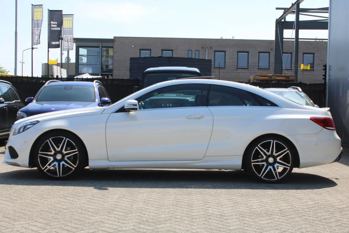 320 Prestige AMG PANORAMADAK LEDER MEMORY DISTRONIC 360-CAMERA H&K 19''