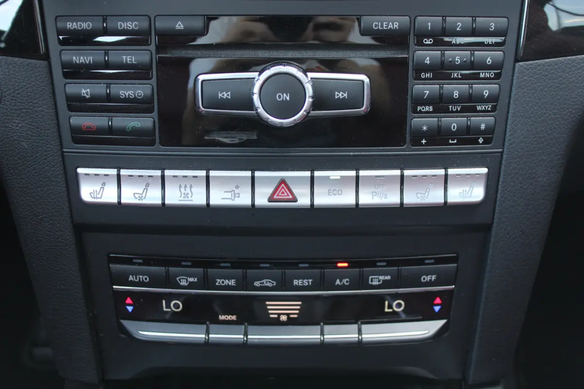 320 Prestige AMG PANORAMADAK LEDER MEMORY DISTRONIC 360-CAMERA H&K 19''