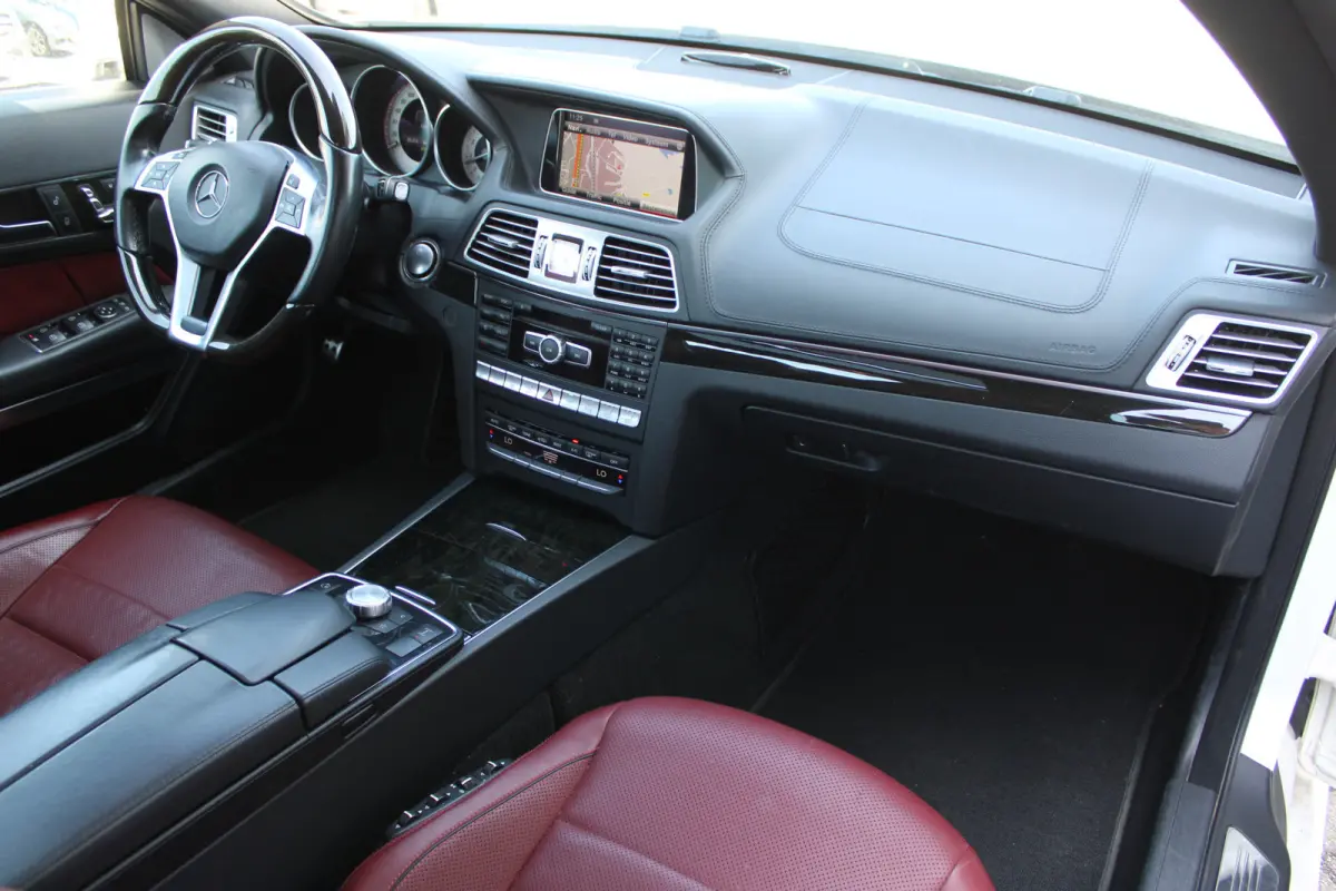 320 Prestige AMG PANORAMADAK LEDER MEMORY DISTRONIC 360-CAMERA H&K 19''