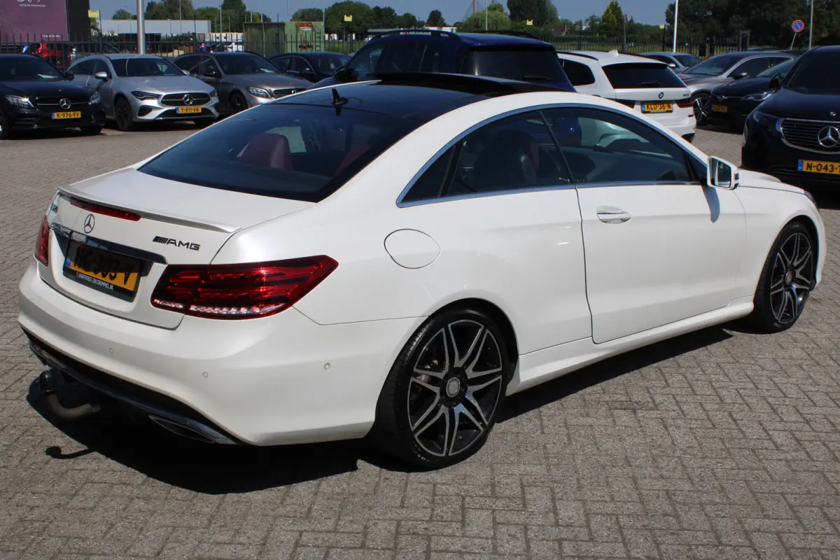 320 Prestige AMG PANORAMADAK LEDER MEMORY DISTRONIC 360-CAMERA H&K 19''
