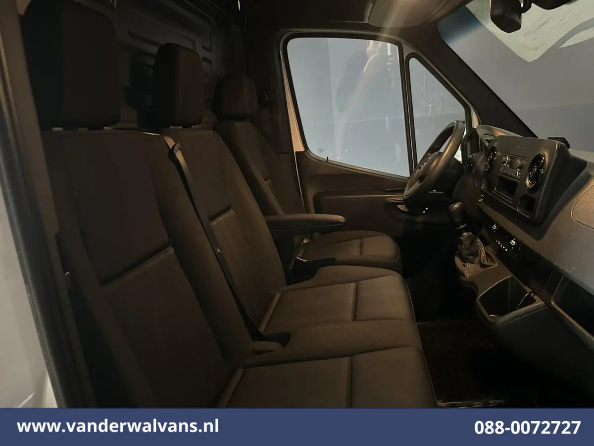 211 CDI L2H2 Euro6 Airco | Camera | Trekhaak Bijrijdersbank