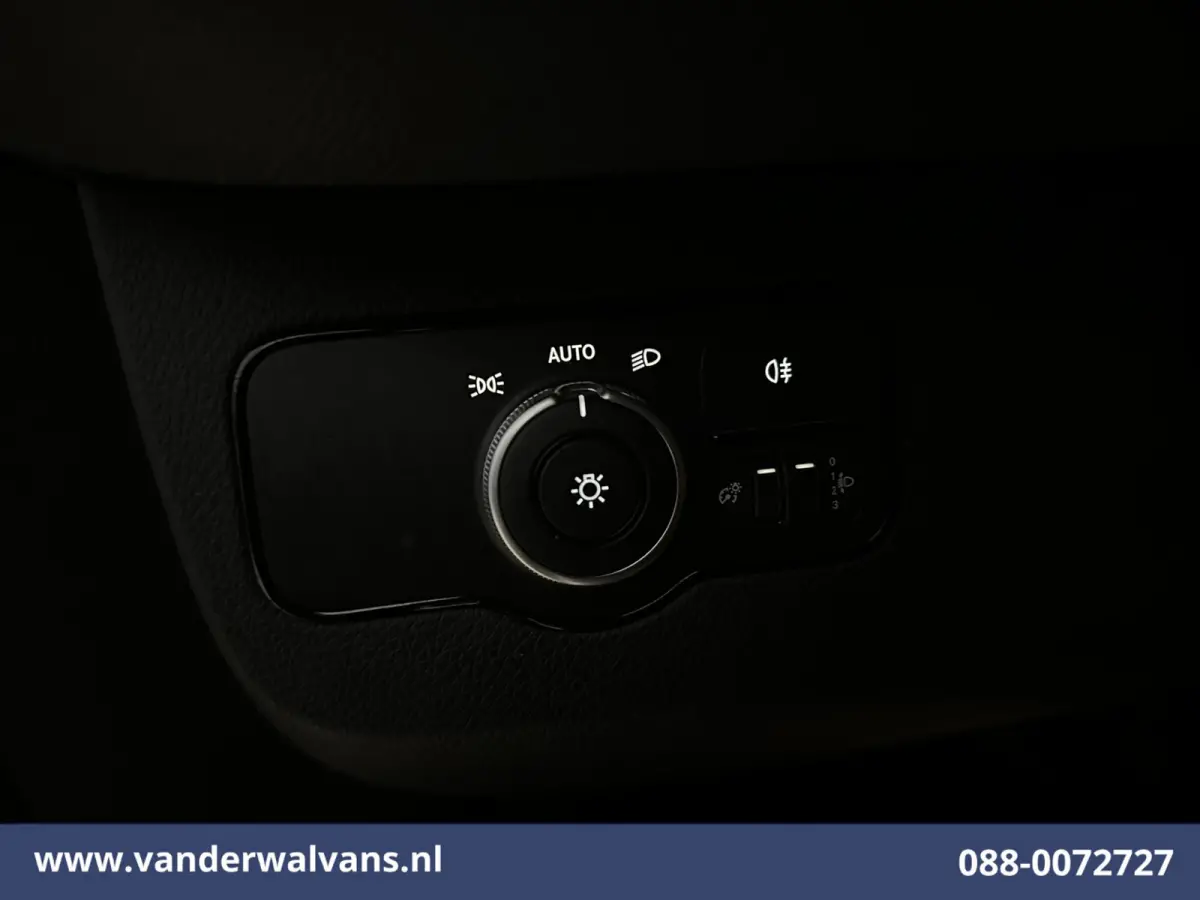 211 CDI L2H2 Euro6 Airco | Camera | Trekhaak Bijrijdersbank