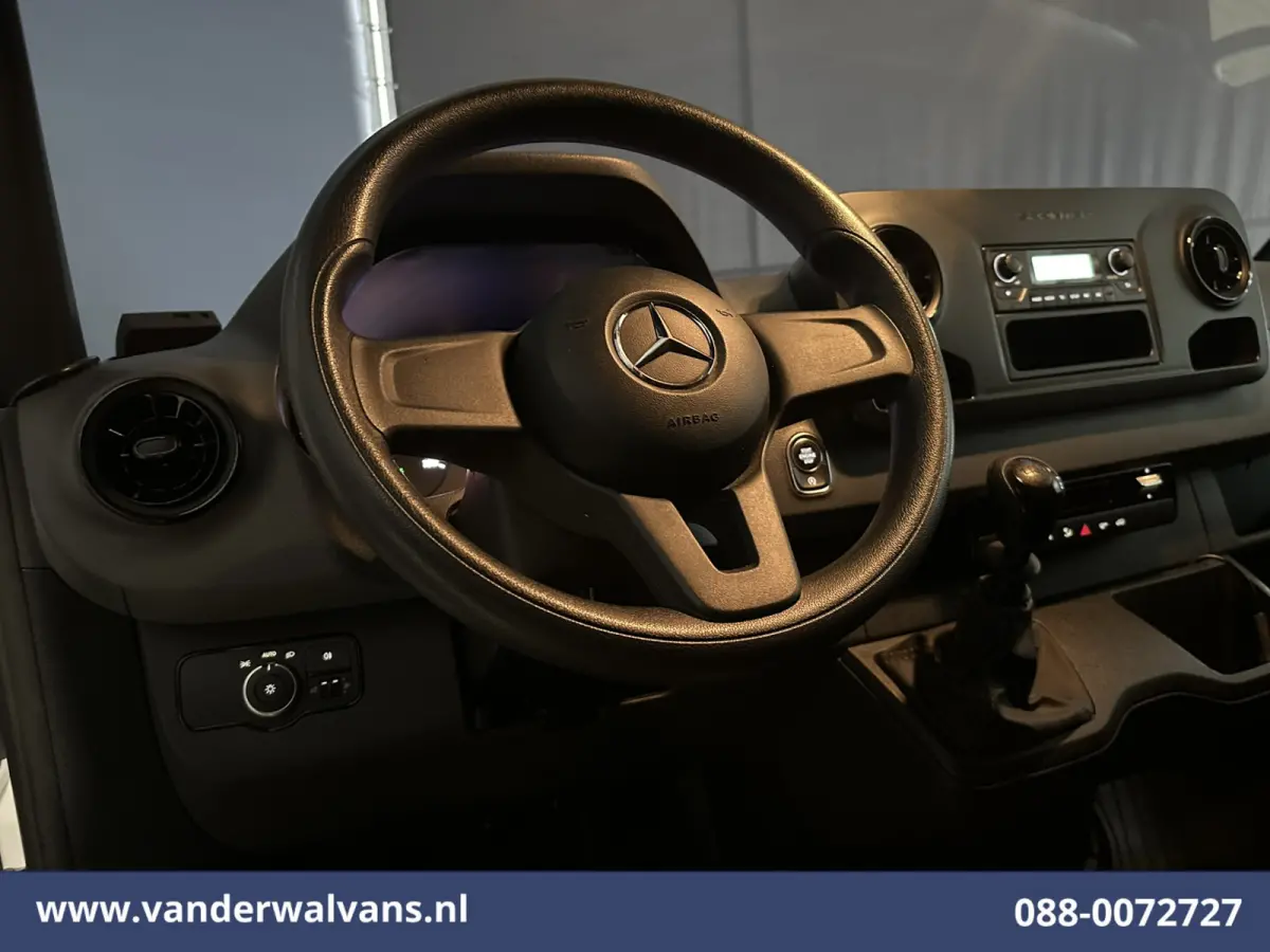 211 CDI L2H2 Euro6 Airco | Camera | Trekhaak Bijrijdersbank