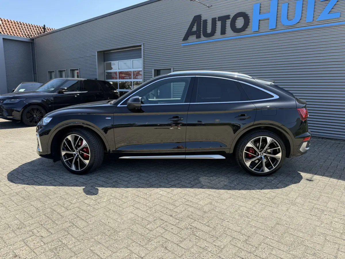 55 TFSI e S Line Luchtvering Trekhaak Panoramadak Achteruitrijcamera 21 Inch DAB Keyless Entry