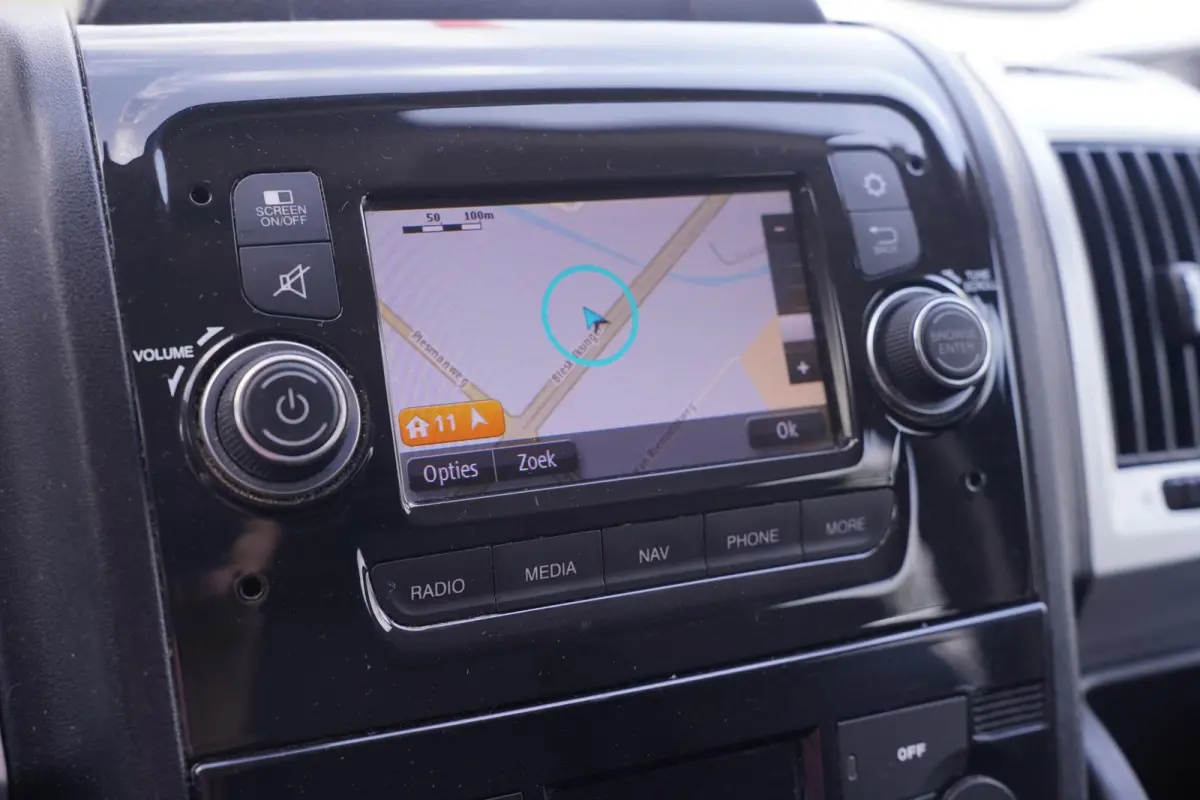 2.3 MultiJet 120 pk Dubbel Cabine L2H2 Navi Camera, Cruise Control, Trekhaak 2.500 kg, 6-Zits, NAP