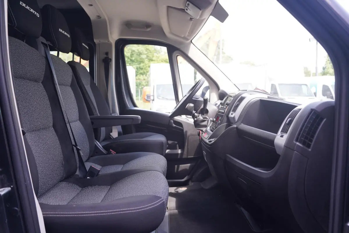 2.3 MultiJet 120 pk Dubbel Cabine L2H2 Navi Camera, Cruise Control, Trekhaak 2.500 kg, 6-Zits, NAP