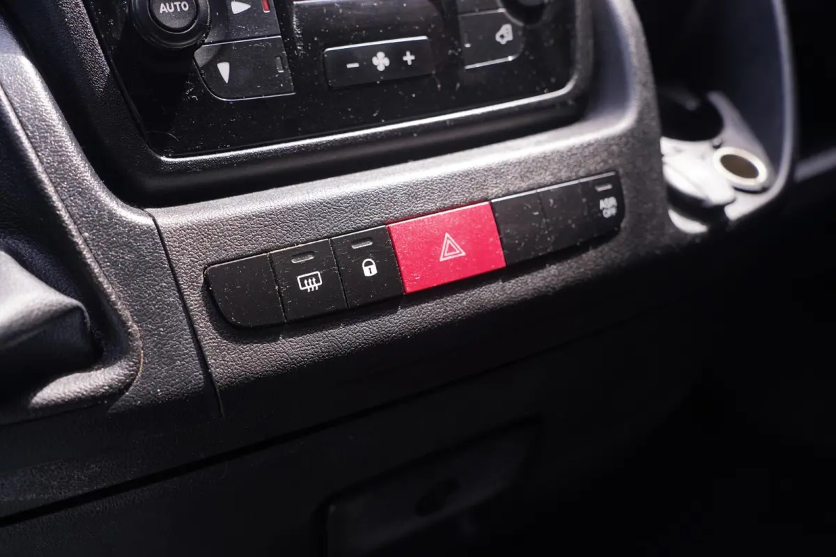 2.3 MultiJet 120 pk Dubbel Cabine L2H2 Navi Camera, Cruise Control, Trekhaak 2.500 kg, 6-Zits, NAP
