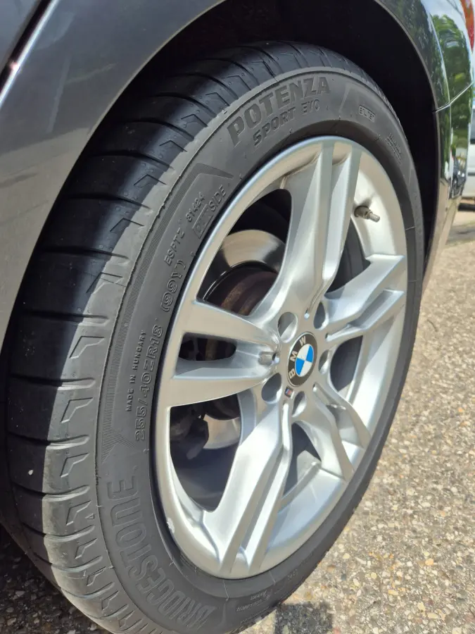 320i M Sport High Ex Panorama A CarPlay Keyless Virtual dash Camera Touring