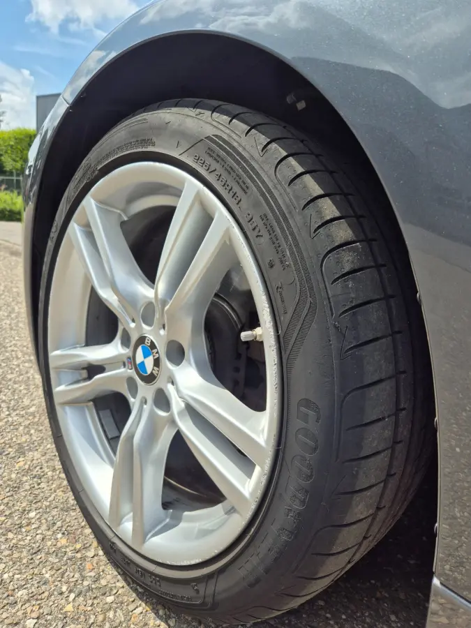 320i M Sport High Ex Panorama A CarPlay Keyless Virtual dash Camera Touring