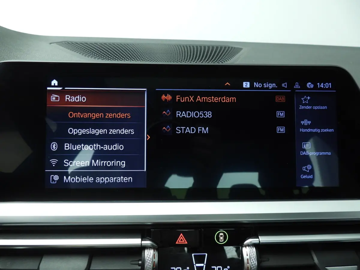 320i | LED | Navigatie | Schuifdak | Sportstoelen | DAB | Hifi speakers | Alu 18 inch