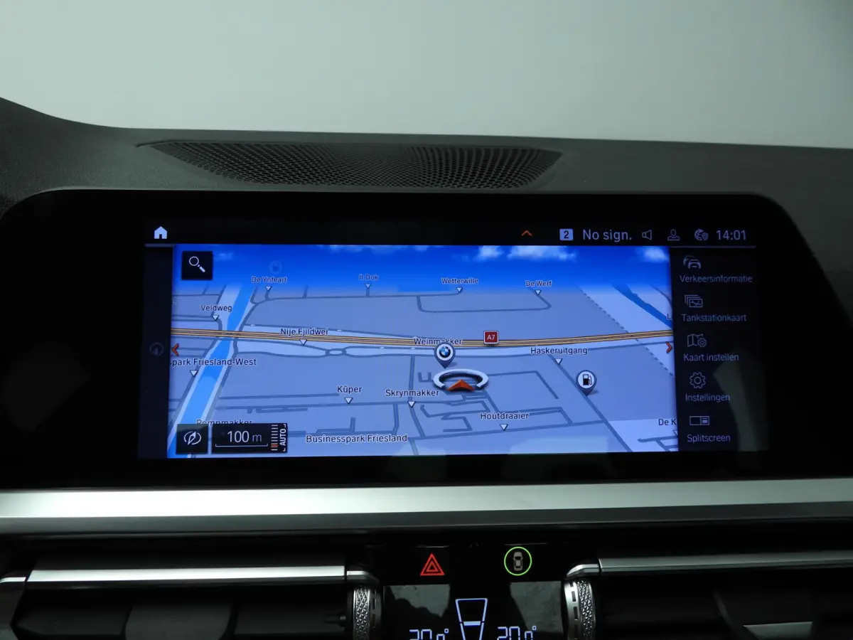 320i | LED | Navigatie | Schuifdak | Sportstoelen | DAB | Hifi speakers | Alu 18 inch