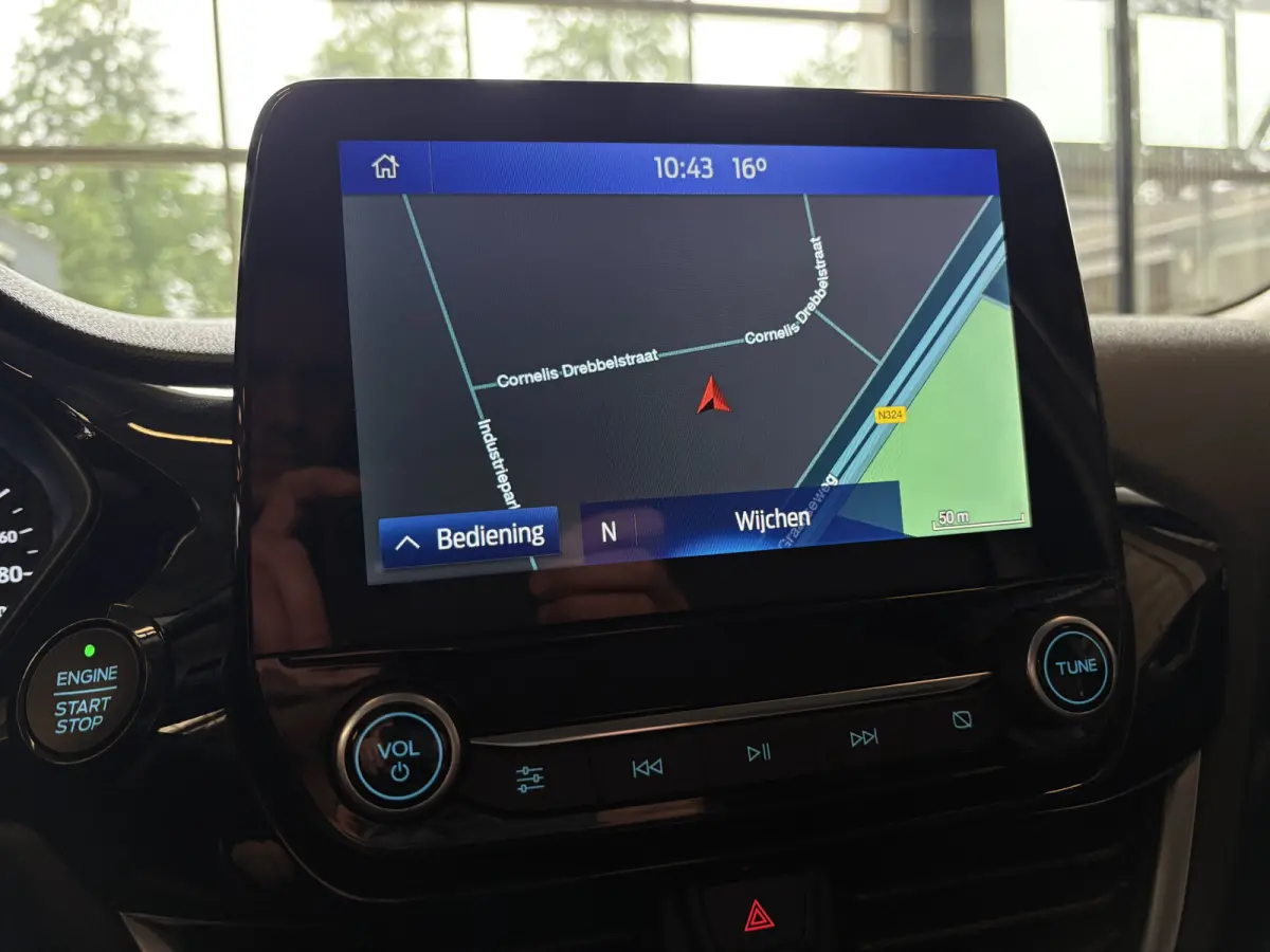 1.0 EcoBoost Hybrid Titanium X Adapt Cruise, Navi, Camera