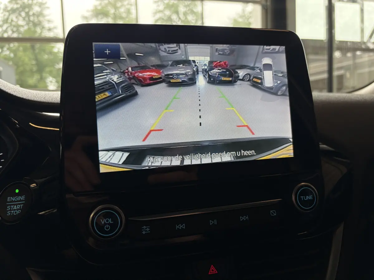 1.0 EcoBoost Hybrid Titanium X Adapt Cruise, Navi, Camera