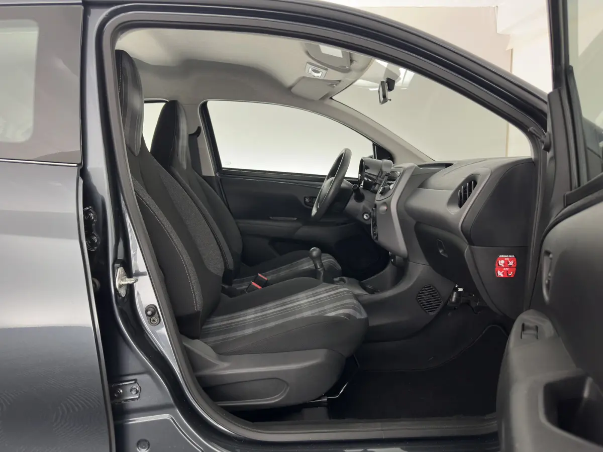 1.0 e-VTi Active *AIRCO | COMFORTSEATS | RADIO*