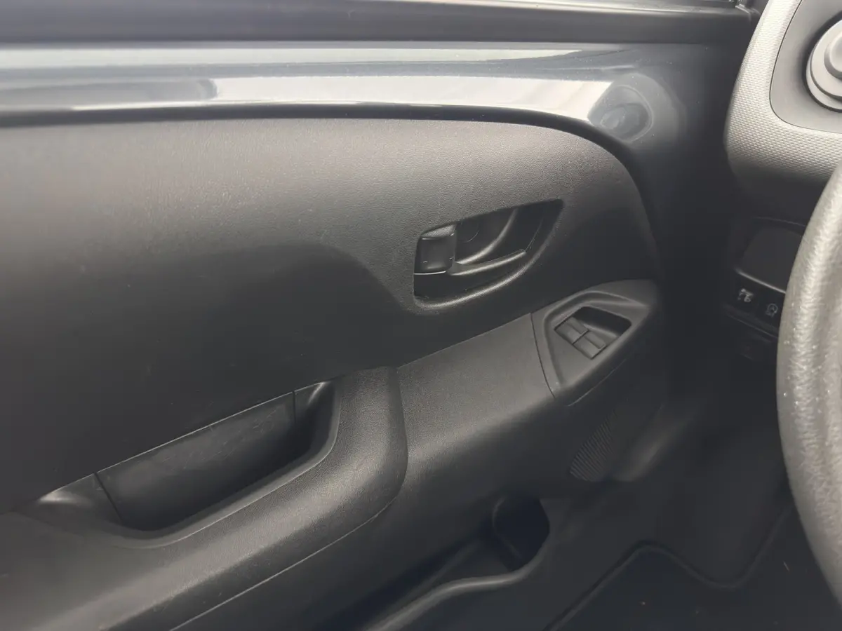 1.0 e-VTi Active *AIRCO | COMFORTSEATS | RADIO*