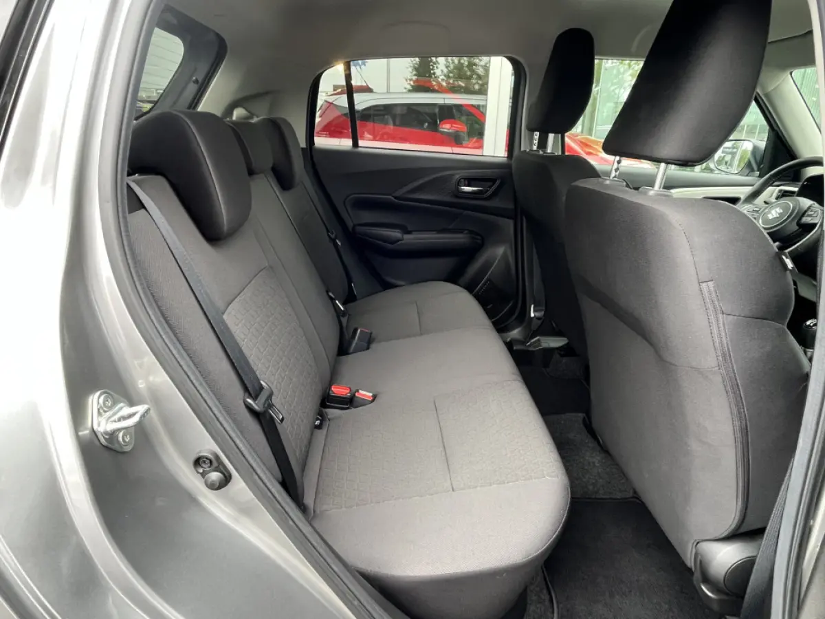 1.2 Smart Hybrid Select CVT Automaat | Meerdere kleuren beschikbaar | €2.200,- voordeel | Adapt. Cruise | Camera | Stoelverwarming | 16'' | Dodehoek | Carplay/Android Auto | Smart Entry |