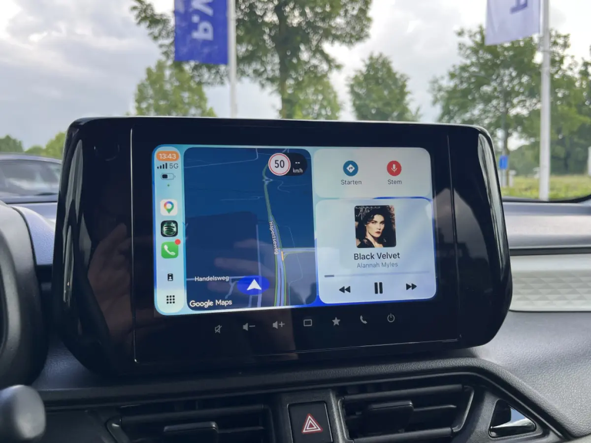 1.2 Smart Hybrid Select CVT Automaat | Meerdere kleuren beschikbaar | €2.200,- voordeel | Adapt. Cruise | Camera | Stoelverwarming | 16'' | Dodehoek | Carplay/Android Auto | Smart Entry |