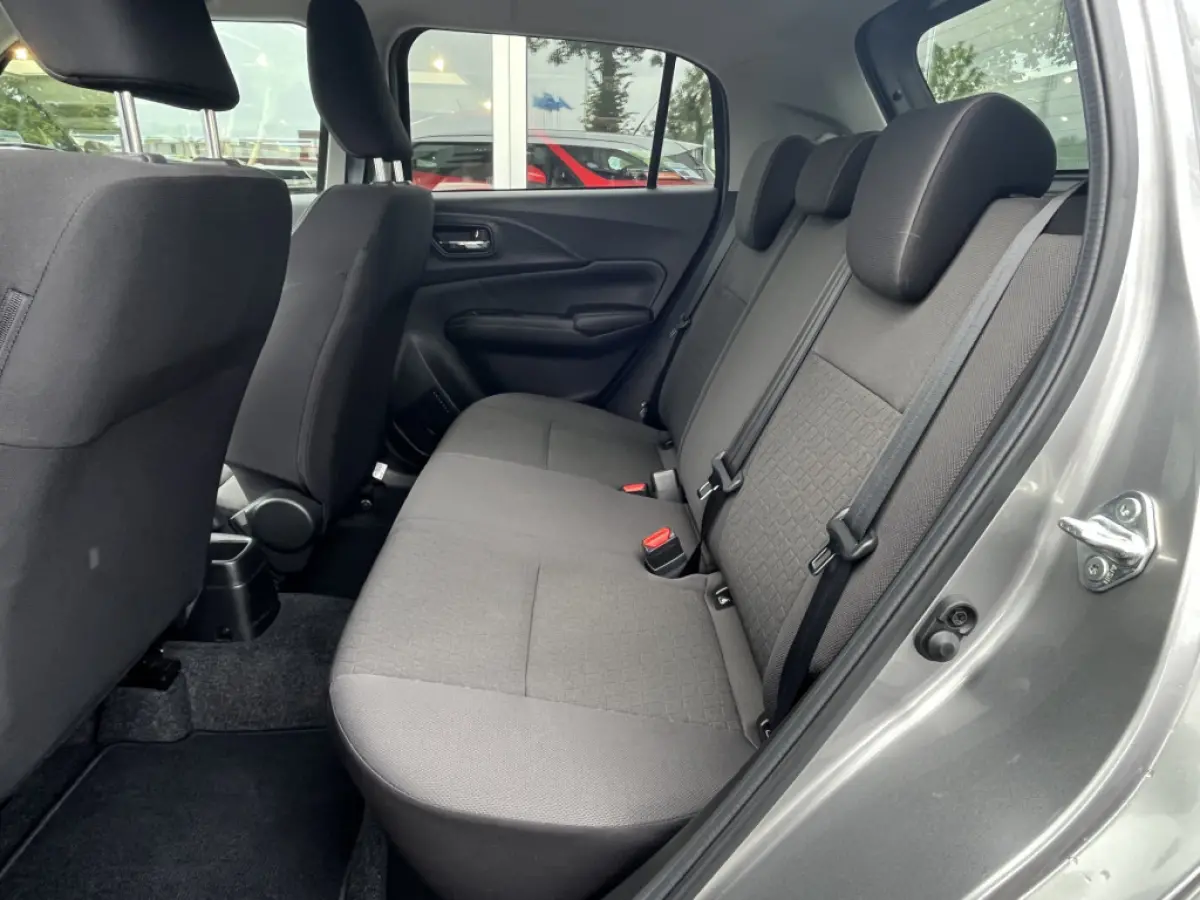 1.2 Smart Hybrid Select CVT Automaat | Meerdere kleuren beschikbaar | €2.200,- voordeel | Adapt. Cruise | Camera | Stoelverwarming | 16'' | Dodehoek | Carplay/Android Auto | Smart Entry |