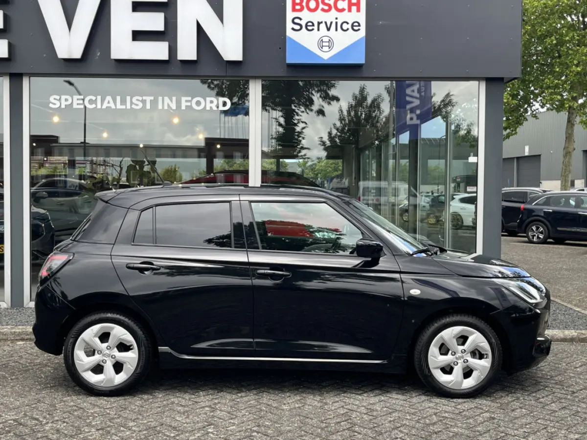 1.2 Smart Hybrid Select CVT Automaat | Meerdere kleuren beschikbaar | €2.200,- voordeel | Adapt. Cruise | Camera | Stoelverwarming | 16'' | Dodehoek | Carplay/Android Auto | Smart Entry |
