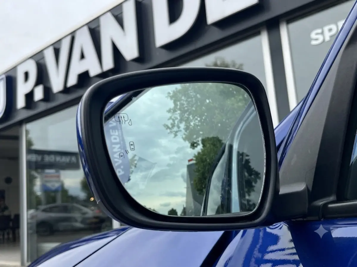 1.2 Smart Hybrid Select CVT Automaat | Meerdere kleuren beschikbaar | €2.200,- voordeel | Adapt. Cruise | Camera | Stoelverwarming | 16'' | Dodehoek | Carplay/Android Auto | Smart Entry |