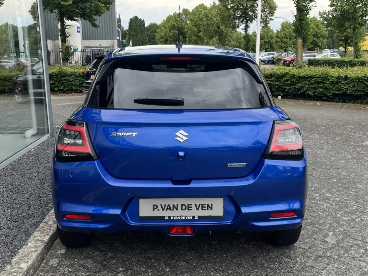 1.2 Smart Hybrid Select CVT Automaat | Meerdere kleuren beschikbaar | €2.200,- voordeel | Adapt. Cruise | Camera | Stoelverwarming | 16'' | Dodehoek | Carplay/Android Auto | Smart Entry |