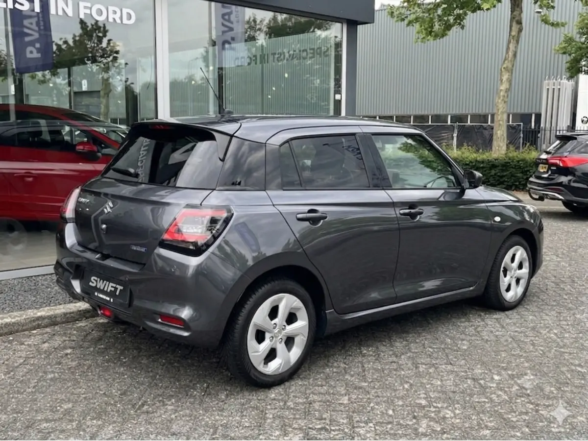1.2 Smart Hybrid Select | Meerdere kleuren beschikbaar | €2.200,- voordeel | Adapt. Cruise | Camera | Stoelverwarming | 16'' | Dodehoek | Carplay/Android Auto | Smart Entry |