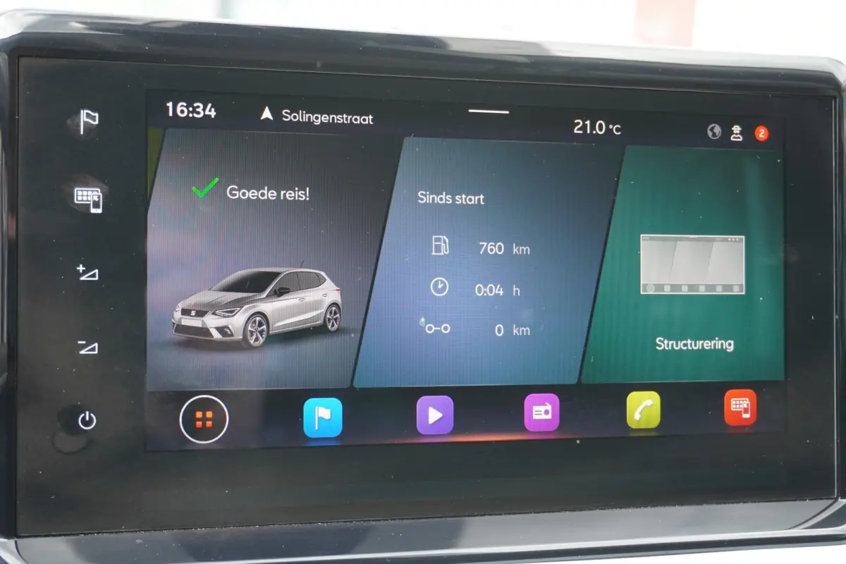 1.0 EcoTSI 95pk Style Business Intense | Digitaal Dash | Stoelverwarming | Full Link | LED | Cruise