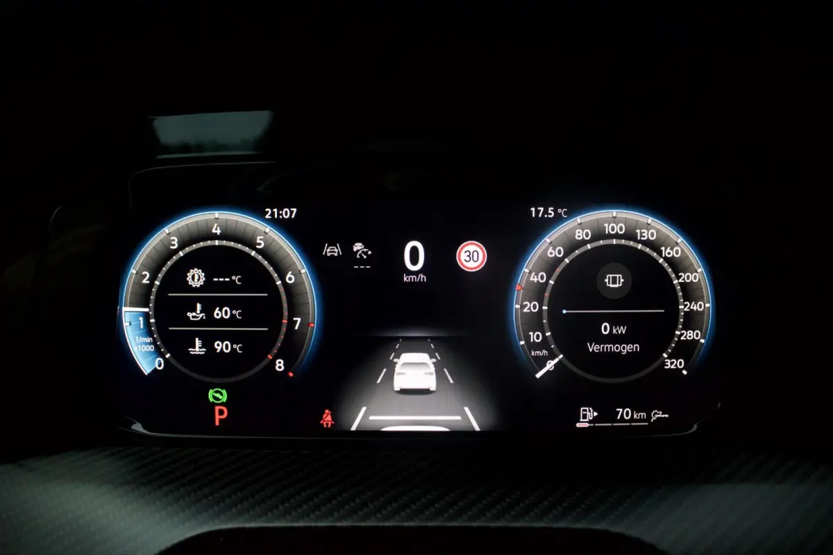 8.5R| Akrapovic - Pano - H/K - HUD - Bodykit